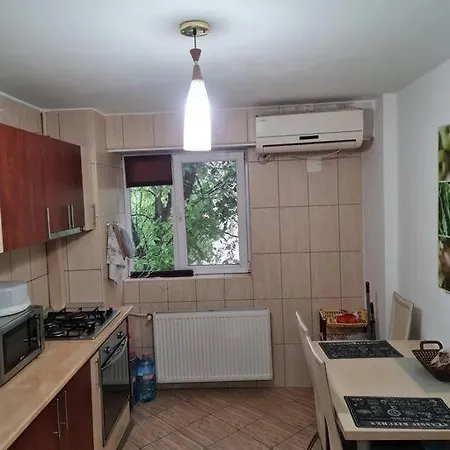 Apartament Near Marriot Apartment